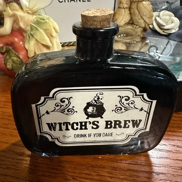 Witch's Brew Black Potion Bottle - Picture 1 of 4